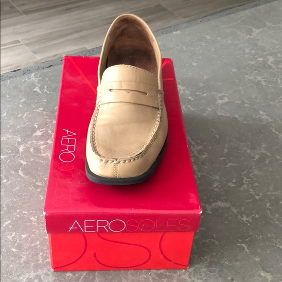 Aerosoles natural leather - Picture 2 of 5